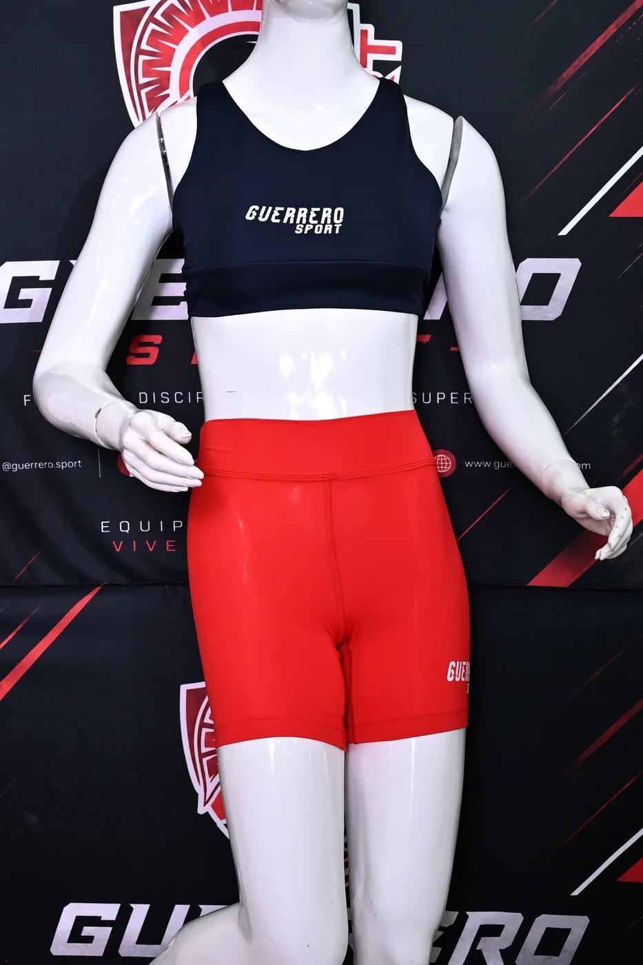 Conjunto deportivo femenino